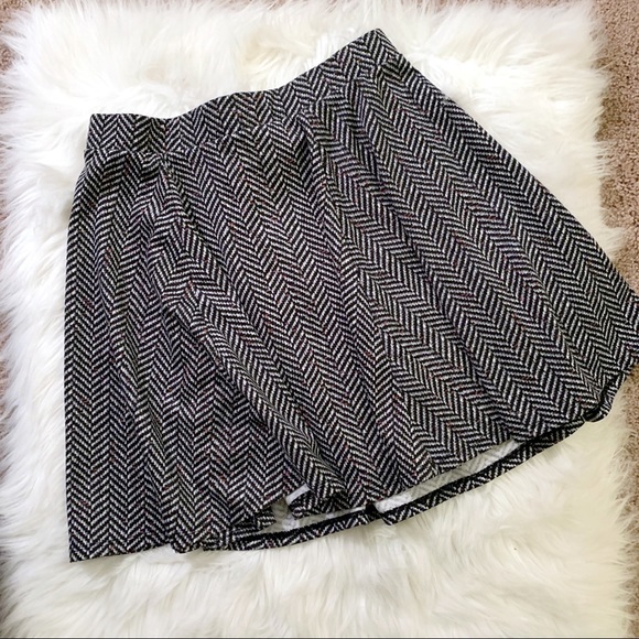 Patterned circle skater skirt - Picture 5 of 6